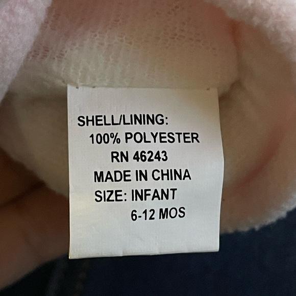 Two pieces Baby girl hats & cloves - Picture 13 of 13